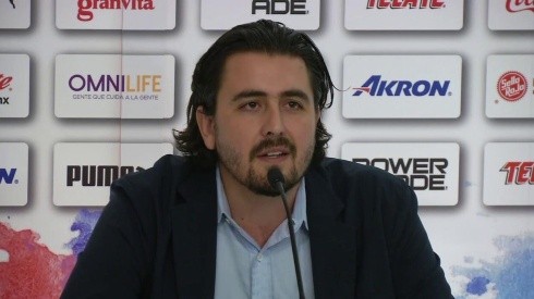 Amaury Vergara en conferencia de prensa.