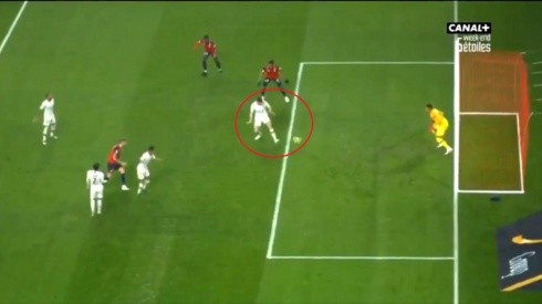 Le va a costar dormir: Meunier convirtió el gol en contra más ridículo de la semana para el PSG