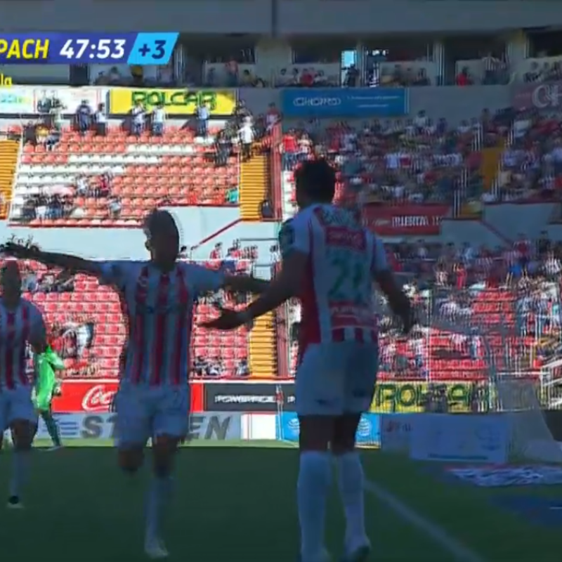 Lalo Herrera se iluminó y ahora Necaxa le gana a Pachuca por 2 a 1