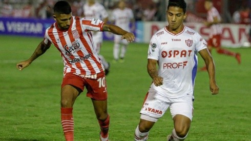 Unión de Santa Fe vs San Martín de Tucumán por la Copa de la Superliga.