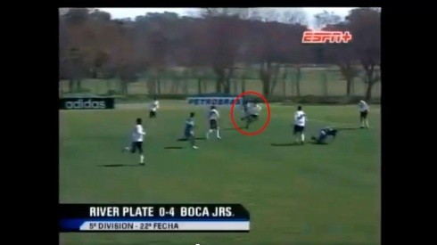 Video: el gol de Pratto a River, sacando del medio y con la camiseta de Boca que es viral