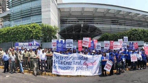 Cooperativa Cruz Azul se manifestó contra Billy Álvarez