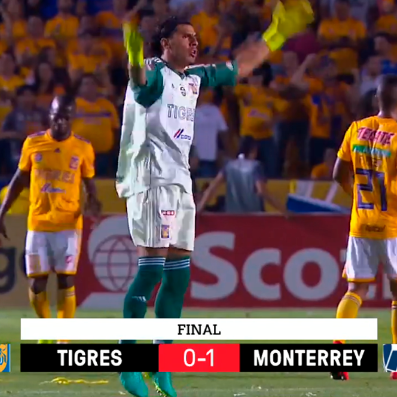 Terminó el partido y Guzmán, desde el campo de juego, le hizo un pedido a la afición de Tigres