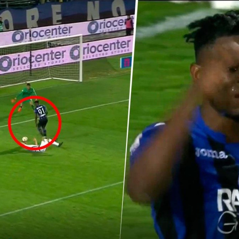 Duván Zapata está en la final, pero tuvo el gol para el Atalanta ¡y le erró a la pelota!