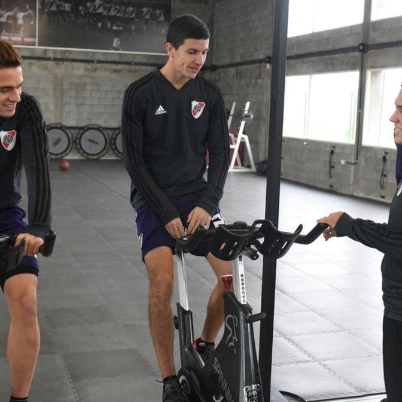 Fotos: Juanfer Quintero volvió a los entrenamientos en River