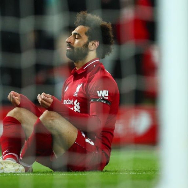 Le reza a la cima: Liverpool ganó 5-0 y le metió presión al Manchester City