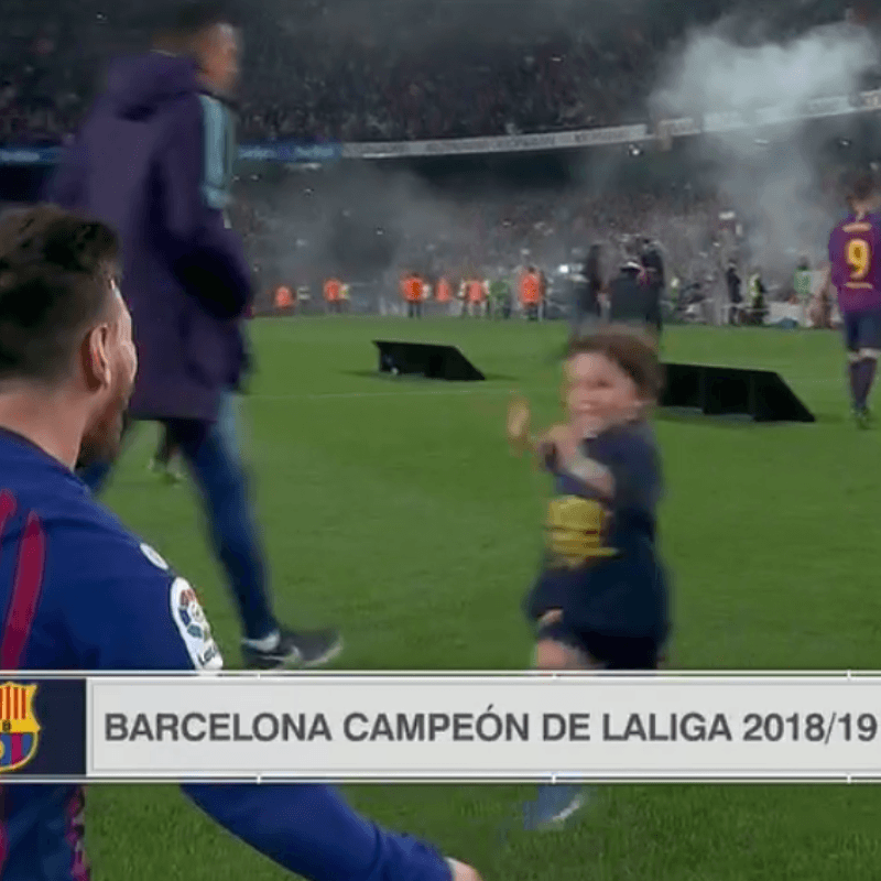 La imagen más tierna: el momento en que Thiago y Mateo corrieron a abrazar a Messi