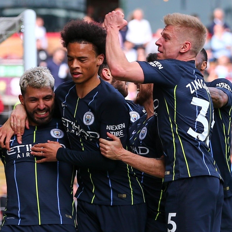 Manchester City ganó ante Burnley con gol de Agüero