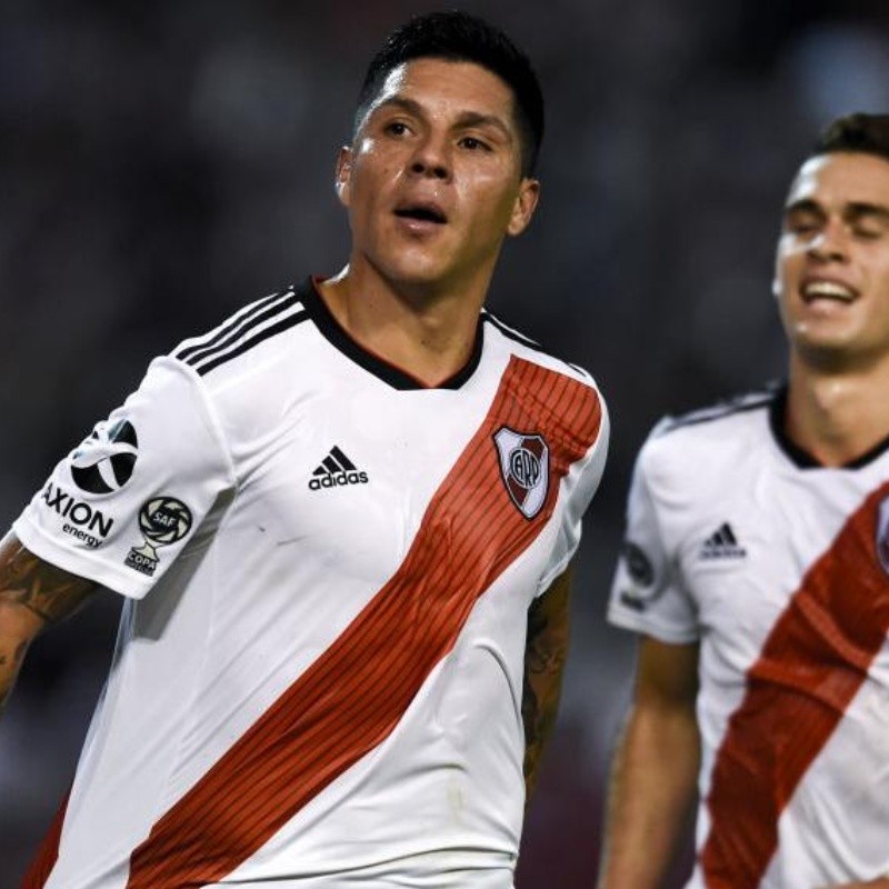 ¡A este no lo tenías! Enzo Pérez metió un cabezazo desde lejos para el 1 a 0 de River