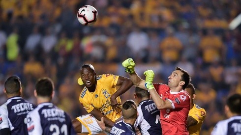 Monterrey vs Tigres por la por la Concachampions.