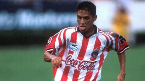 Cabrito jugó por Chivas entre 1998 y 1999