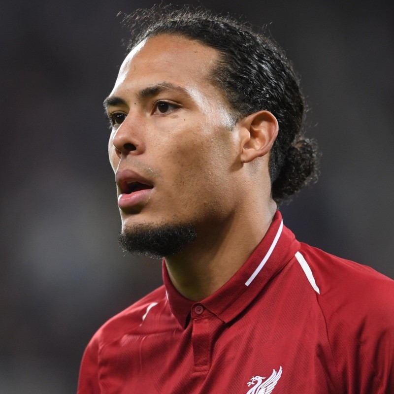 Ya manden a Barcelona a la final: Van Dijk no apareció en el entrenamiento de Liverpool