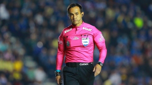 Jorge Isaac Rojas será el árbitro del Clásico Joven de ida
