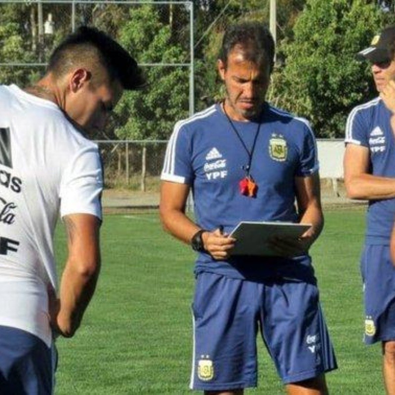 A una joyita de la Superliga Argentina le avisaron que no jugará el Mundial Sub-20 por Whatsapp