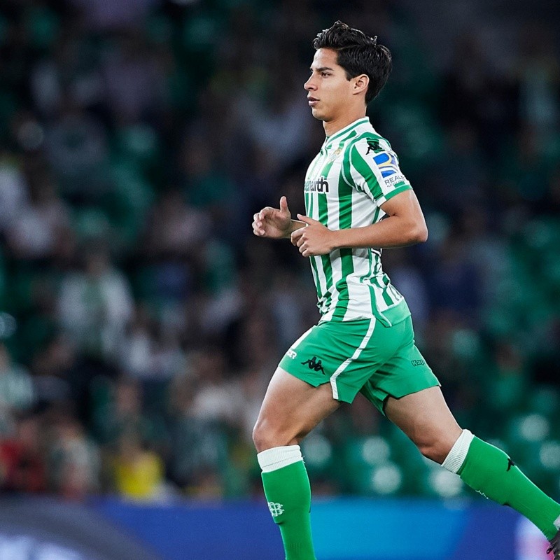 Siguen las idas y vueltas entre México y Betis por Lainez