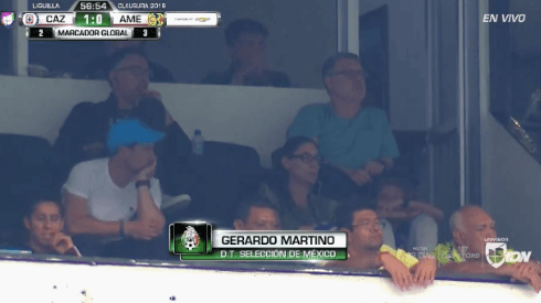 Tata Martino y Gerardo Torrado llegan al Estadio Azteca a ver jugadores en Cruz Azul vs América