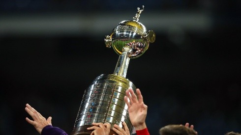 Los 16 sobrevivientes van por la Copa Libertadores.