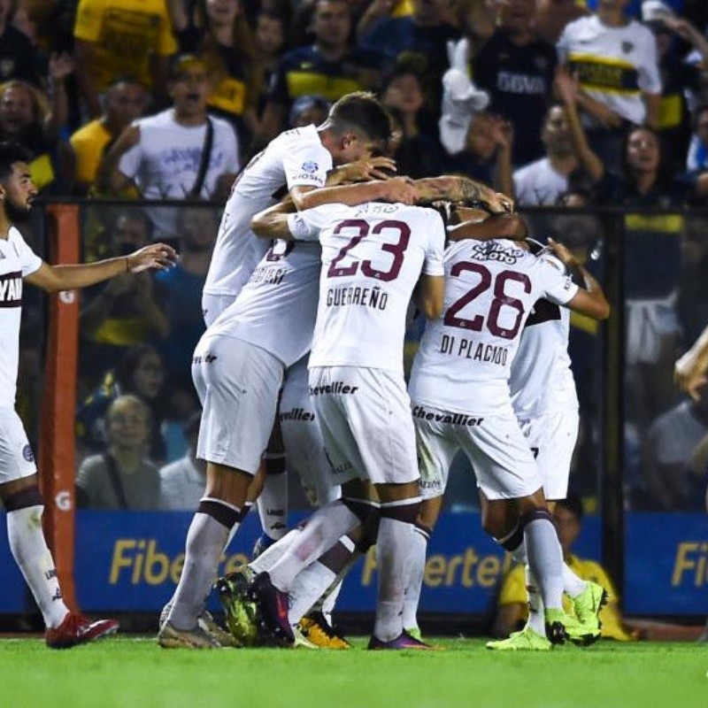 Es una de las joyas de Lanús, pero ya le tiró un guiño a un grande de la Superliga