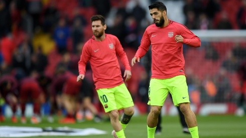El Chiringuito avanzó que hay malestar de jugadores de Barcelona con Messi y Suárez