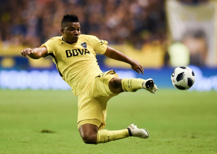 Frank Fabra, el buen lateral que hace poco regresó a las canchas luego de superar una rotura de ligamentos en una de sus rodillas.