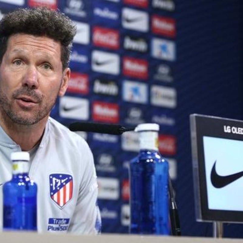 A Simeone le preguntaron por Griezmann y se acordó de Radamel Falcao y Kun Agüero