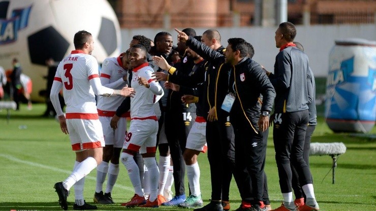 Johan Arango y Carmelo Valencia no siguen en Santa Fe y quedarán libres