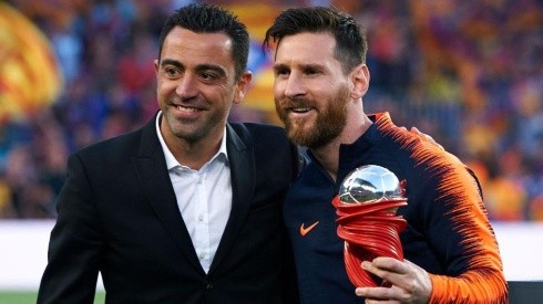 Xavi metió presión al Barcelona: "Sería un privilegio entrenar a Messi"