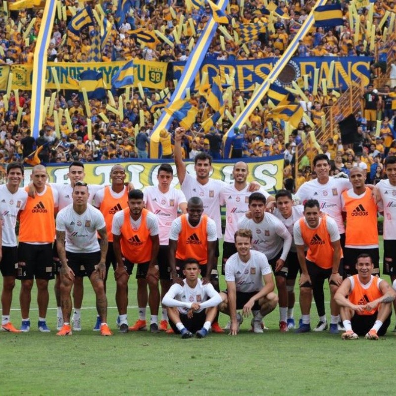 Conmovedor apoyo para Tigres antes de la Final de Vuelta en el Volcán