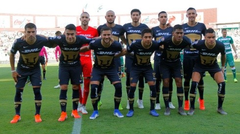 Equipo titular de Pumas ante Santos Laguna.