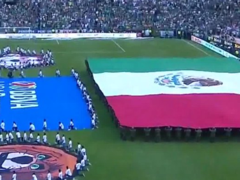 Emocionante Himno nacional en la previa a la Final en León