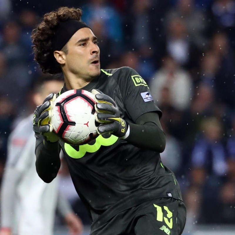 Las razones por las que el Memo Ochoa puede llegar al Atlas