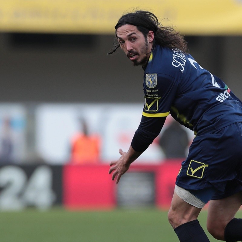 Schelotto jugó para Italia, milita en la Premier League y quiere llegar a un equipo argentino