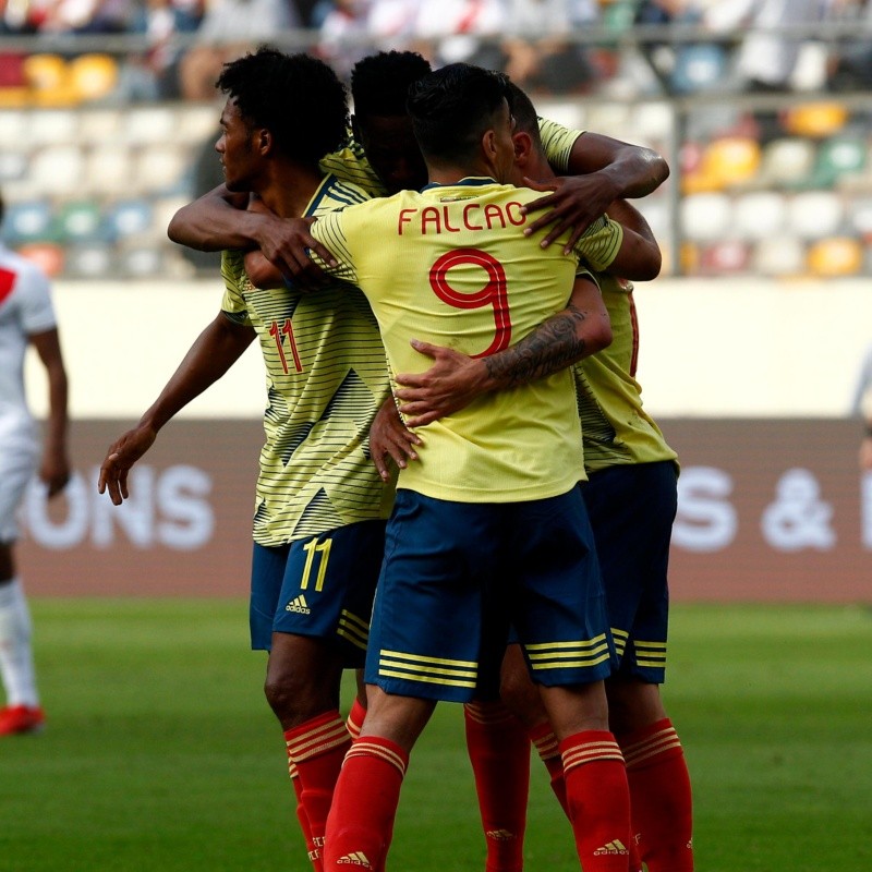 La fiesta fue toda de Colombia, que goleó a Perú de la mano de Uribe y Zapata