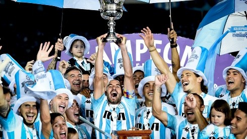 Ya llegó a Argentina el que será el primer refuerzo del Racing campeón de la Superliga