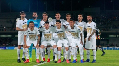 Formación de Pumas ante Leones Negros por Copa MX.