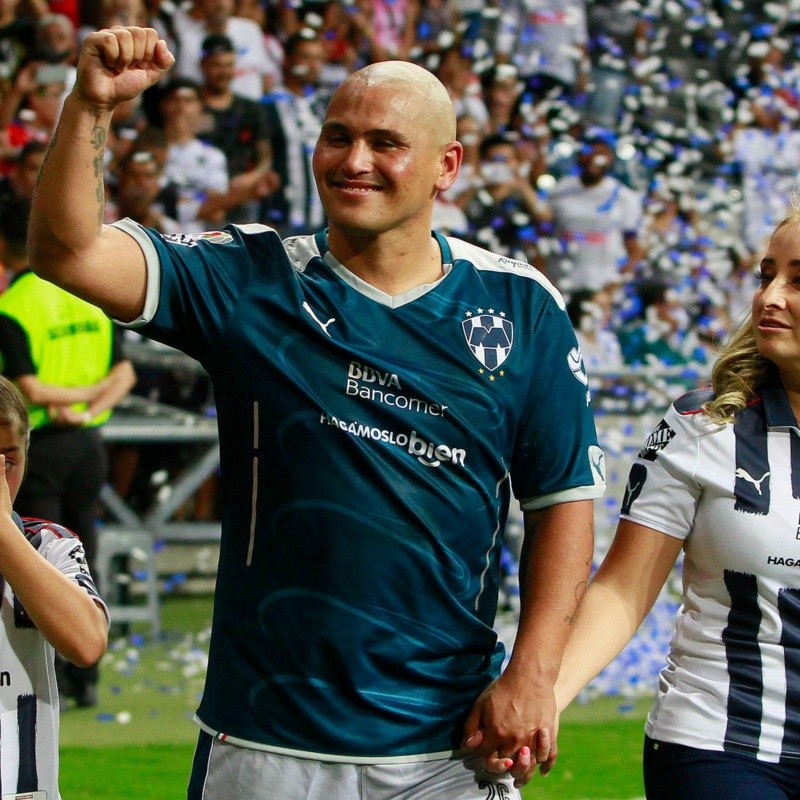 "A Monterrey le hace falta otro Chupete Suazo"