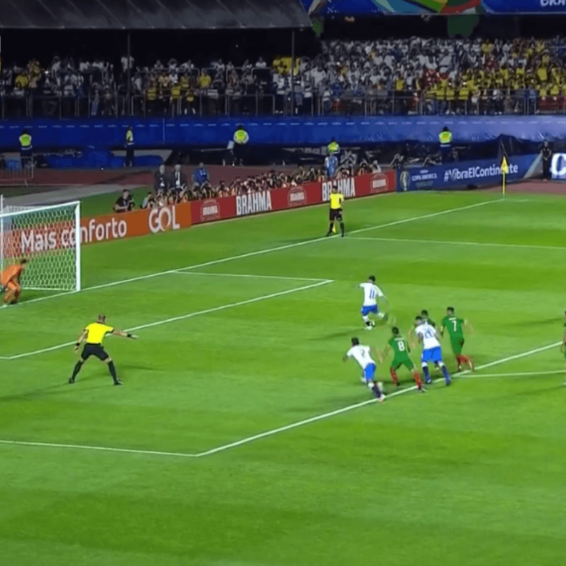 Llegó el primer gol de la Copa América: mano en el área y gran ejecución de penal de Coutinho