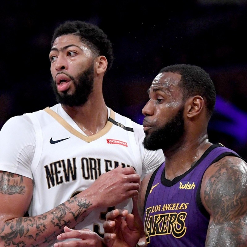 OFICIAL: los Lakers cambian a medio equipo por Anthony Davis y LeBron se frota las manos