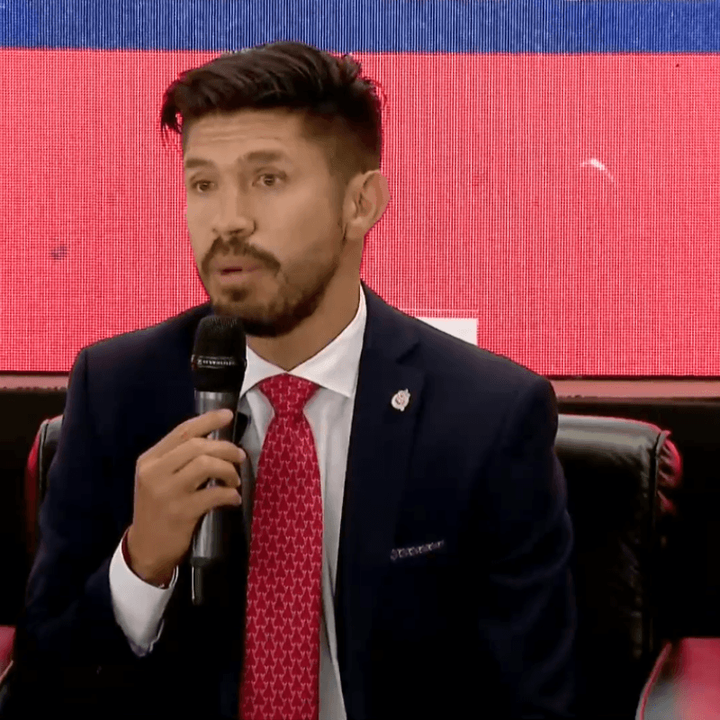 Oribe Peralta confesó que "una amenaza fuerte" fue uno de los motivos que lo obligaron a cambiar de club