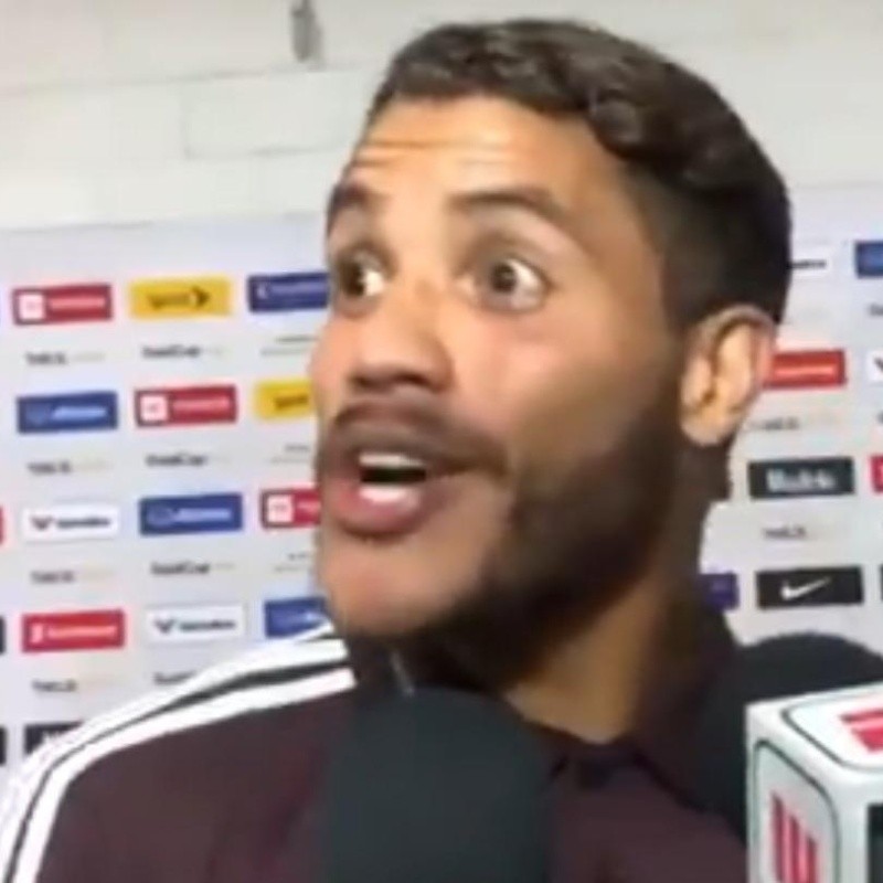 La reacción de Jonathan Dos Santos cuando le preguntaron si Giovani irá al América