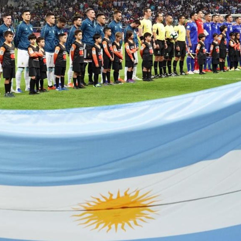 Hoy juega Argentina ante Qatar: horario, formaciones y más