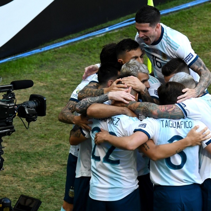 Argentina no la pasó bien, pero le ganó a Qatar y está en cuartos de final de la Copa América