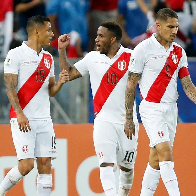 Festeja Perú: con la victoria de Colombia, la Bicolor se metió en cuartos de final