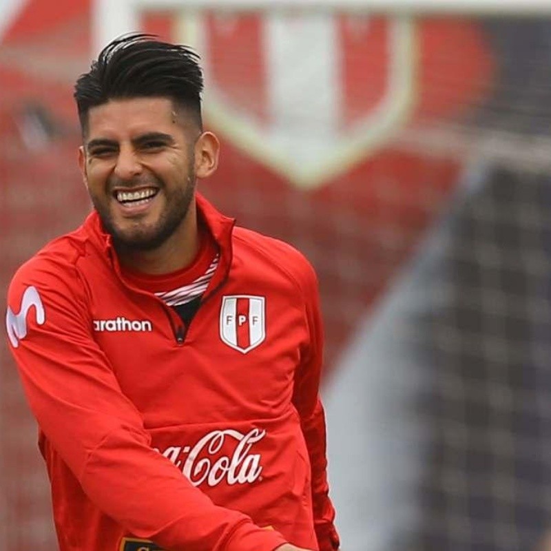 Carlos Zambrano le agradeció a Colombia por su victoria ante Paraguay