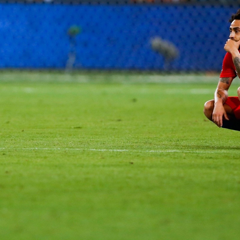 El Mago Valdivia calentó el duelo ante Colombia