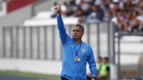 Bengoechea se refirió a los dos delanteros que incorporaría Alianza Lima