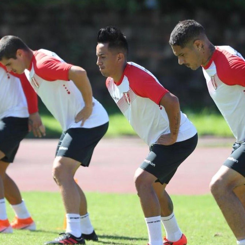 Última práctica de la Bicolor que ya piensa en el duelo ante Uruguay