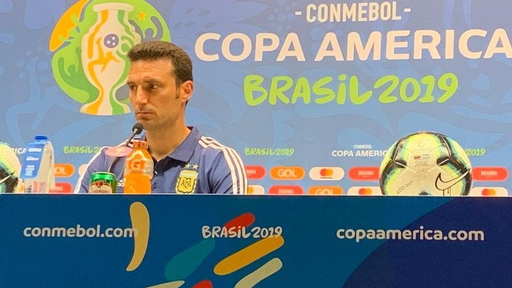 Le preguntaron por qué Messi "no despega" y a Scaloni no le gustó: "Esa es tu versión"