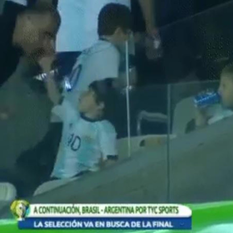 Lo estaban retando antes del partido y Mateo Messi le pegó una cachetada