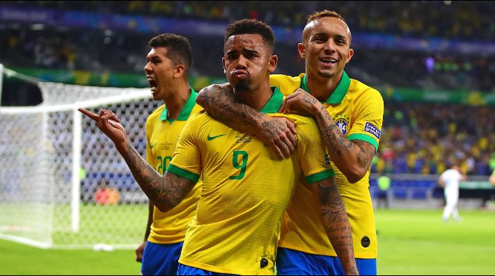 El festejo de los jugadores brasileÃ±os.